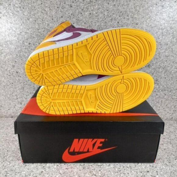 Nike Air Jordan 1 Retro High OG 'Brotherhood' Sneakers Shoes 7.5 or 9 Men's - Picture 6 of 10